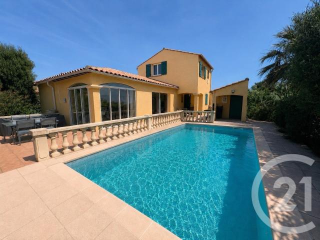 Située dans la plaine de Bormes les Mimosas, au cœur d'un pe. 118m² Bormes les Mimosas