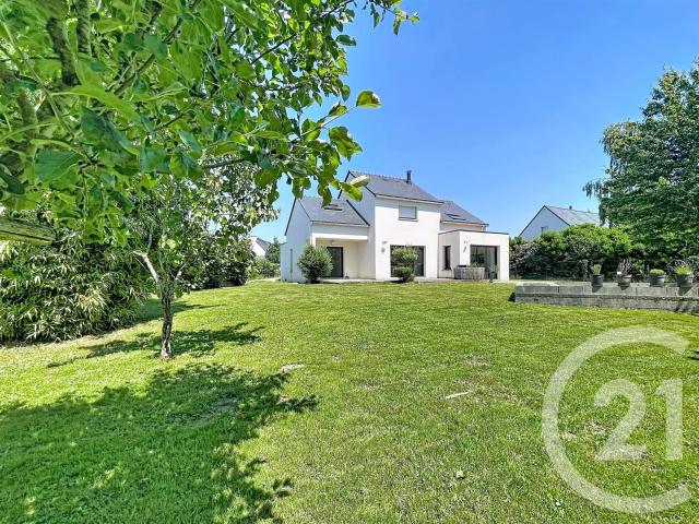 Située sur la commune de Baden cette maison récente offre de. 137m² Baden
