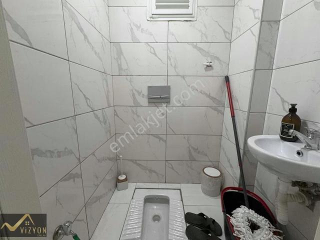 Site İçerisinde /asansörlü/ Kapalı Otoparklı /2+1 85 M2 Ara Kat