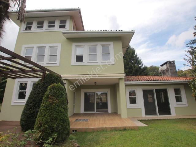 Site İçerisinde, Büyük Bahçeli, Masrafsız, Müstakil Kiralık Villa