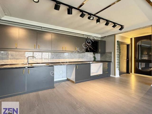 Site İçerisinde Full Konsept Lüks Tasarımlı 1+1 Satılık Daire