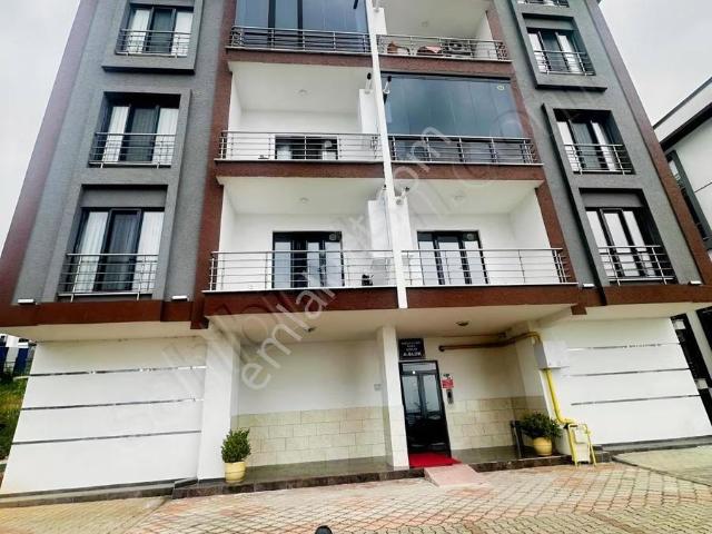 Site İçerisinde Konaklar Cadde Üstünde Kiralık Daire