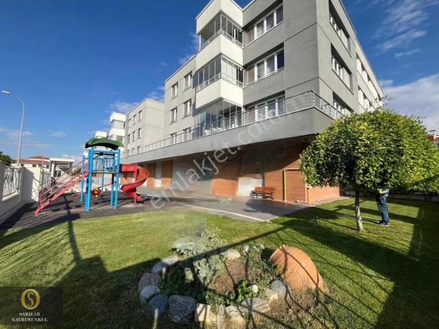 Site İçerisinde, Kapalı Otoparklı, Çocuk Oyun Alanlı 3+1 Satılık