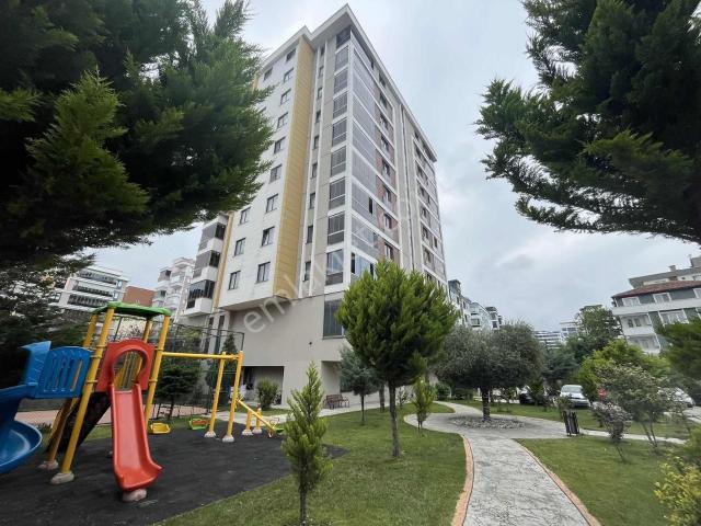 Site İçerisinde Kiralık Mükemmel Daire