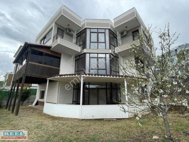 Site İçerisinde | Havuzlu | Bahçeli | 5+2 Bağımsız Triplex Villa