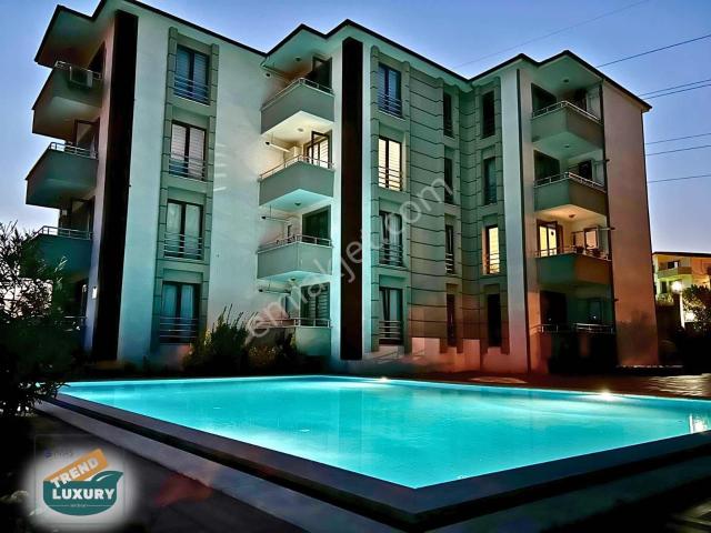 Site İçerisinde, Havuzlu, Eşyasız,2+1 Daire