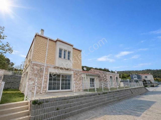 Site İçerisinde, Sıfır, Kiralık 3+1 Dublex Villa