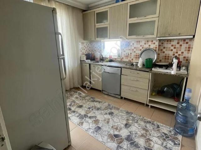 Site İçerisine Ara Katta Eşyalı Kullanışlı Temiz Daire