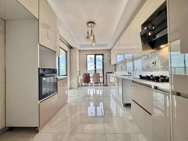 Site İçi 4+1 Açık Teras loft 200m2 Full Yapılı Satılık Daire