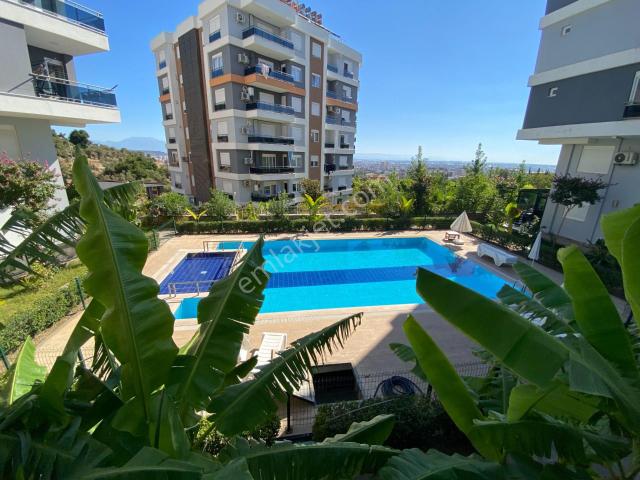 Site İçi 3+1 140m2 Asansörlü,havuzlu,güvenlikli,saunalı,fitnessli İskanlı Daire