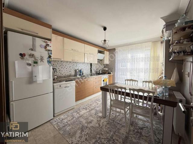Site İçi Asansörlü K.otoparklı 2+1 95 M2 Fırsat Orta Kat Daire