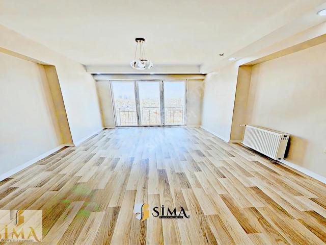 Site İçinde 120 M2 Satılık 3+1 Çift Balkonlu Ebeveyn Banyolu Daire