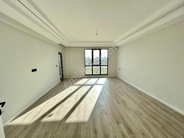 Site İçinde Ultra Lüx 2+1 Daire