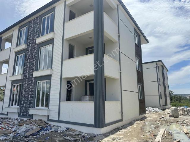 Site İçinde Yeşillikler Arasında 2+1 Kaliteli Büyük Sıfır Daire