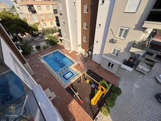 Site İçinde Havuzlu Güvenlikli Sıfır 2+1 Daire