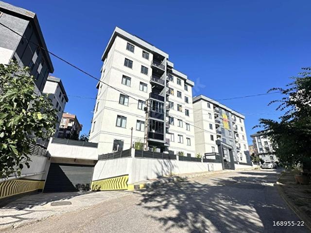 Site İçinde, Kapalı Otoparklı, Şarj İstasyonlu 3+1 Bahçe Katı