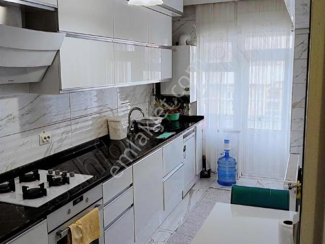 Sivas Millet Bahçesi Yanı 3+1 Satılık Daire Acil Satılık