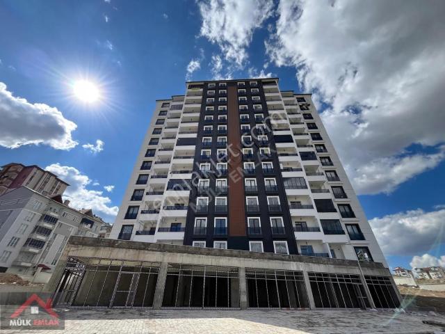 Sivas Mülk Emlak / Diriliş Mahallesi / 3+1 / 155m² / 2026