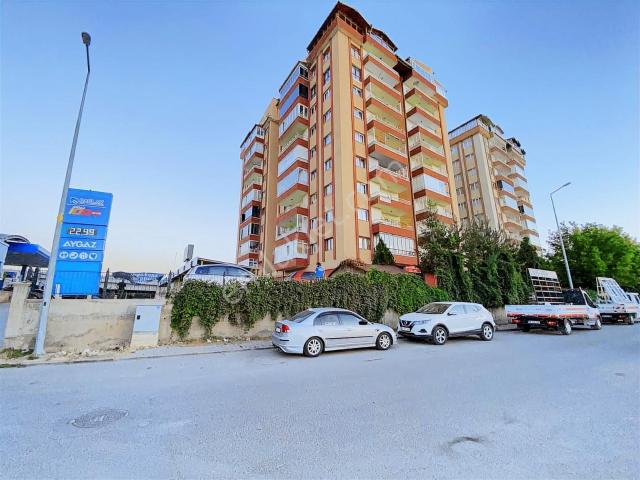 Sivas Ozan Emlak'tan M.a.ersoy'da Satılık 3+1 Net 145 M² Daire