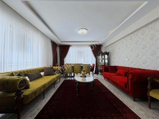 Sivas Ozan Emlak'tan Metropol Sultan City'de Lüks 5,5+1 Daire