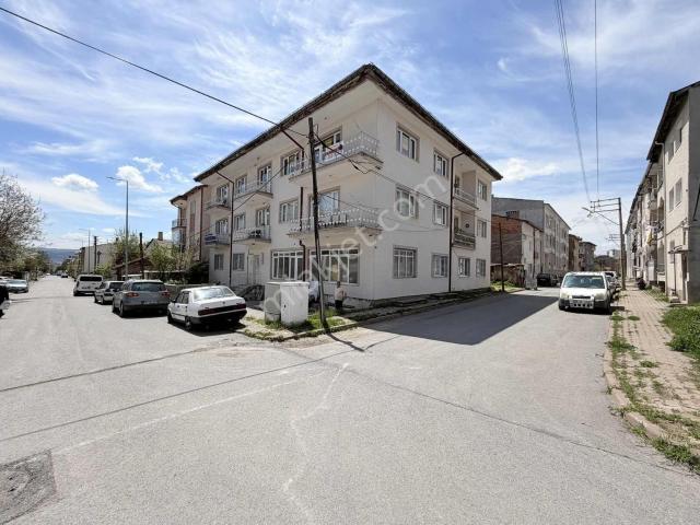 Sivas Ozan Emlak'tan Altuntabak'ta Kiralık 2+1 Kombili Daire