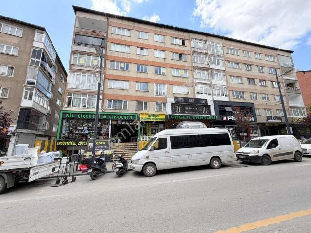 Sivas Ozan Emlak'tan Camii Kebir'de Kiralık 3+1 Daire