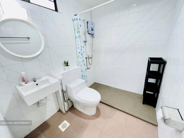 Sixth Avenue Centre D10, Apartment