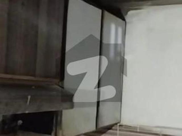 Sixth floor flat for rent in surjani Town