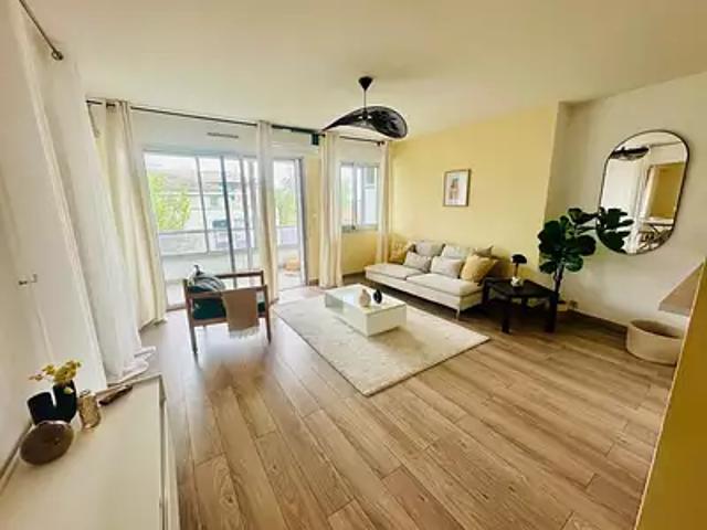 Six Fours les Plages 83140 Achat / Vente appartement 4 pièces t4 cave balcon