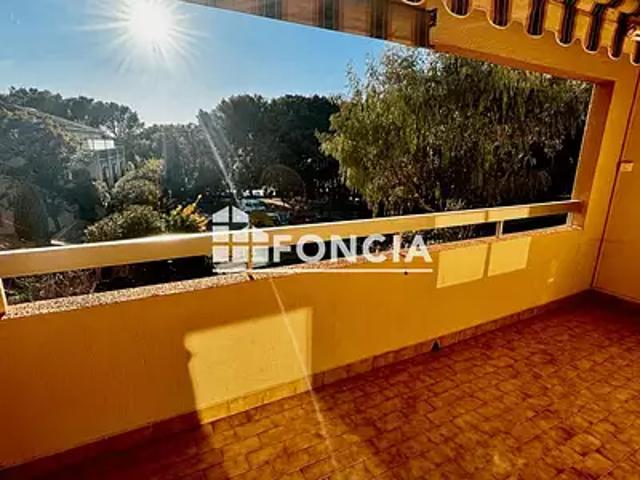 Six Fours les Plages 83140 Achat / Vente appartement 4 pièces t4 jardin