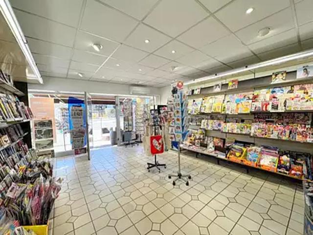 Six Fours les Plages 83140 Achat / Vente divers 1 pièce