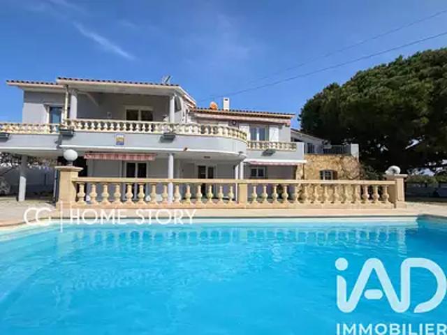 Six Fours les Plages 83140 Achat / Vente maison 7 pièces t7 parking