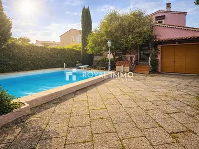 Six Fours les Plages 83140 Achat / Vente maison 6 pièces t6