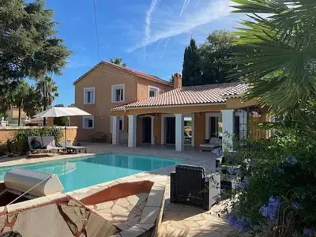 Six Fours les Plages 83140 Achat / Vente maison 6 pièces t6 piscine jardin