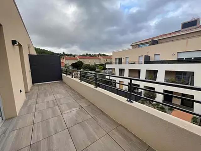 Six Fours les Plages 83140 Location appartement 2 pièces t2