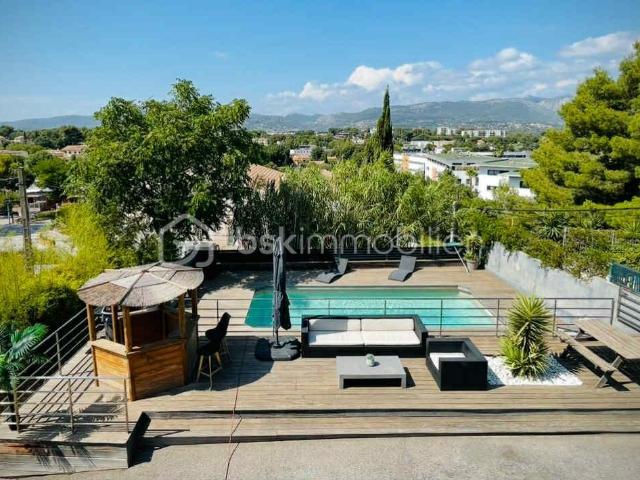 Six Fours les Plages Vente Maison 83