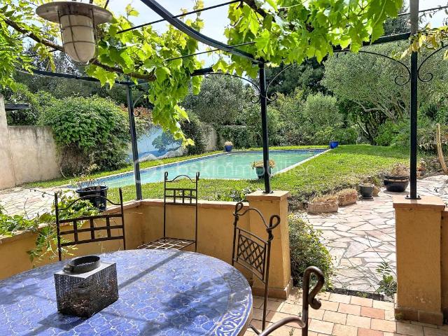 Six Fours les Plages Vente Maison 83