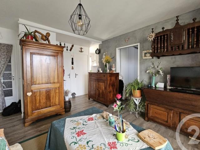 SIX FOURS LES PLAGES, appartement à vendre, 2 pièces, 34 m²