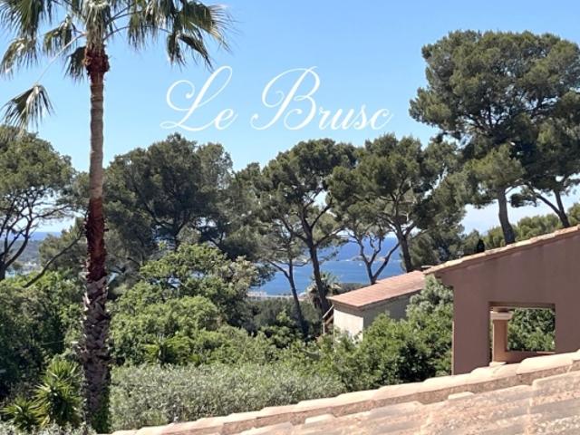Six Fours les Plages, Le Brusc, maison 4 chambres + atelier indépendant