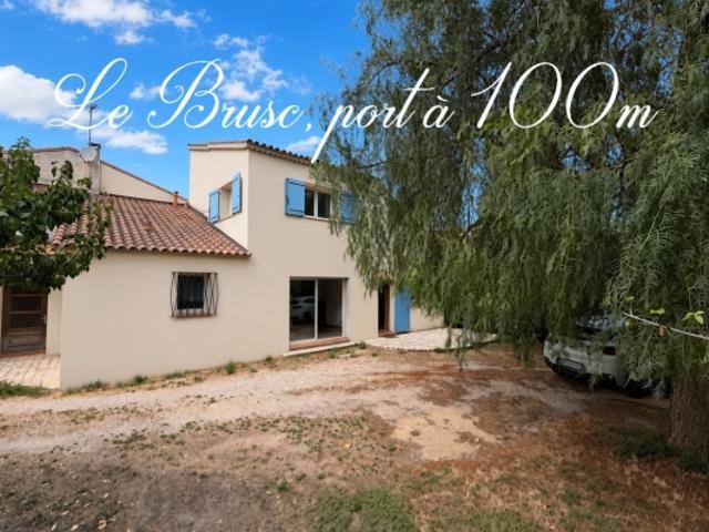 Six Fours les Plages, Le Brusc, maison de village avec jardin, garage et atelier