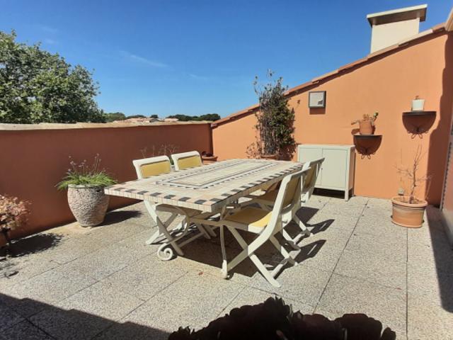 SIX FOURS LES PLAGES, SUPERBE DUPLEX DE TYPE 4, TROIS TERRA
