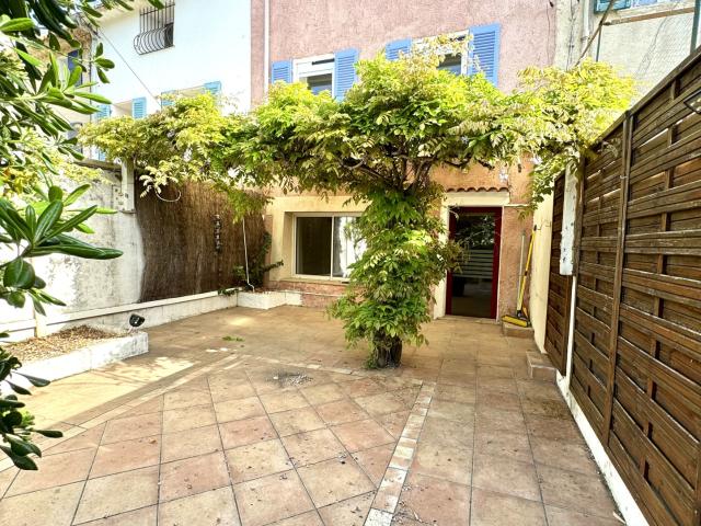 Six Fours Maison type 6 150m2