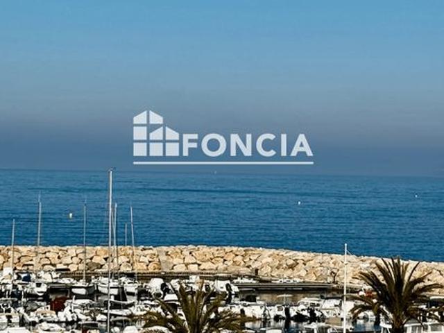 Six fours, vue mer panoramique a 50m. Des plages
