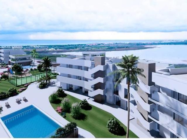 Six Seconds Properties te muestra un conjunto residencial pr. 78m² Guardamar del Segura