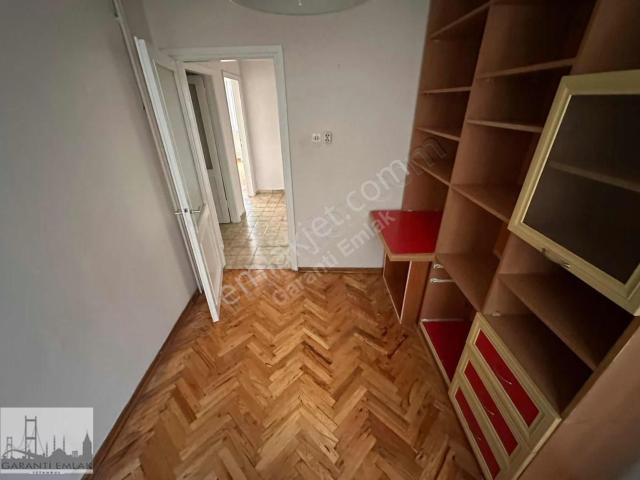 Siyavuşpaşa Merkez'de Asansörlü 3 + 1 Kiralık Daire