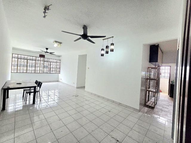 SIZE BESAR RENOVATED Apartment Taman Bukit Pelangi Subang Jaya