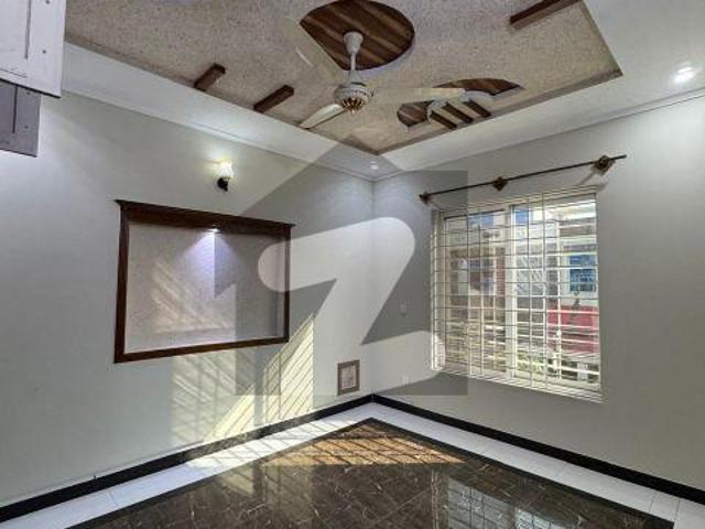Size 25x40 Full House For Rent In G 13