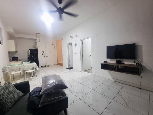 SIZE 650SQFT 2 ROOMS Cubic Botanical Bangsar