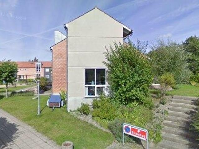 Sjældent udbudt arkitekttegnet andelsbolig