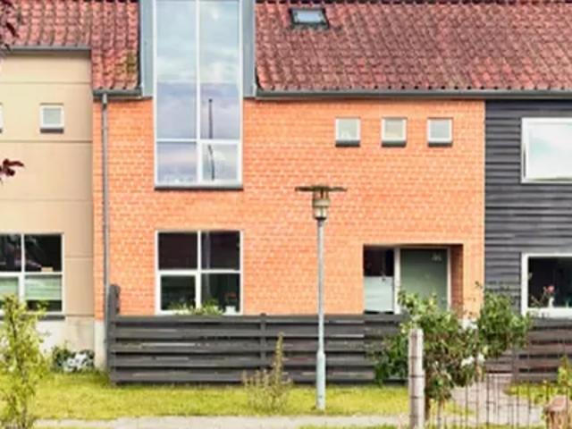 Sjældent udbudt arkitekttegnet andelsbolig